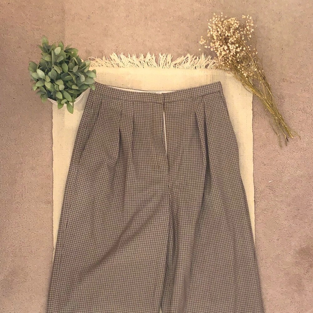 Aritzia Babaton Dress Pants Like New